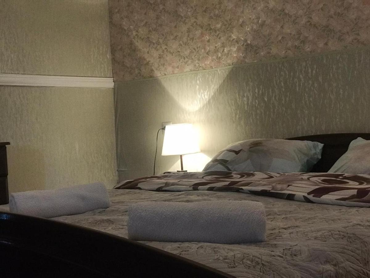 Guest House Elguja Qushashvili Kazbegi Eksteriør billede