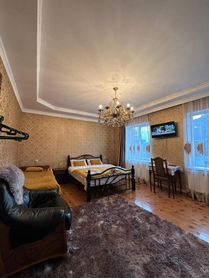 Guest House Elguja Qushashvili Kazbegi Eksteriør billede