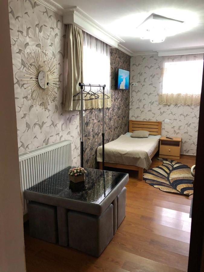 Guest House Elguja Qushashvili Kazbegi Eksteriør billede