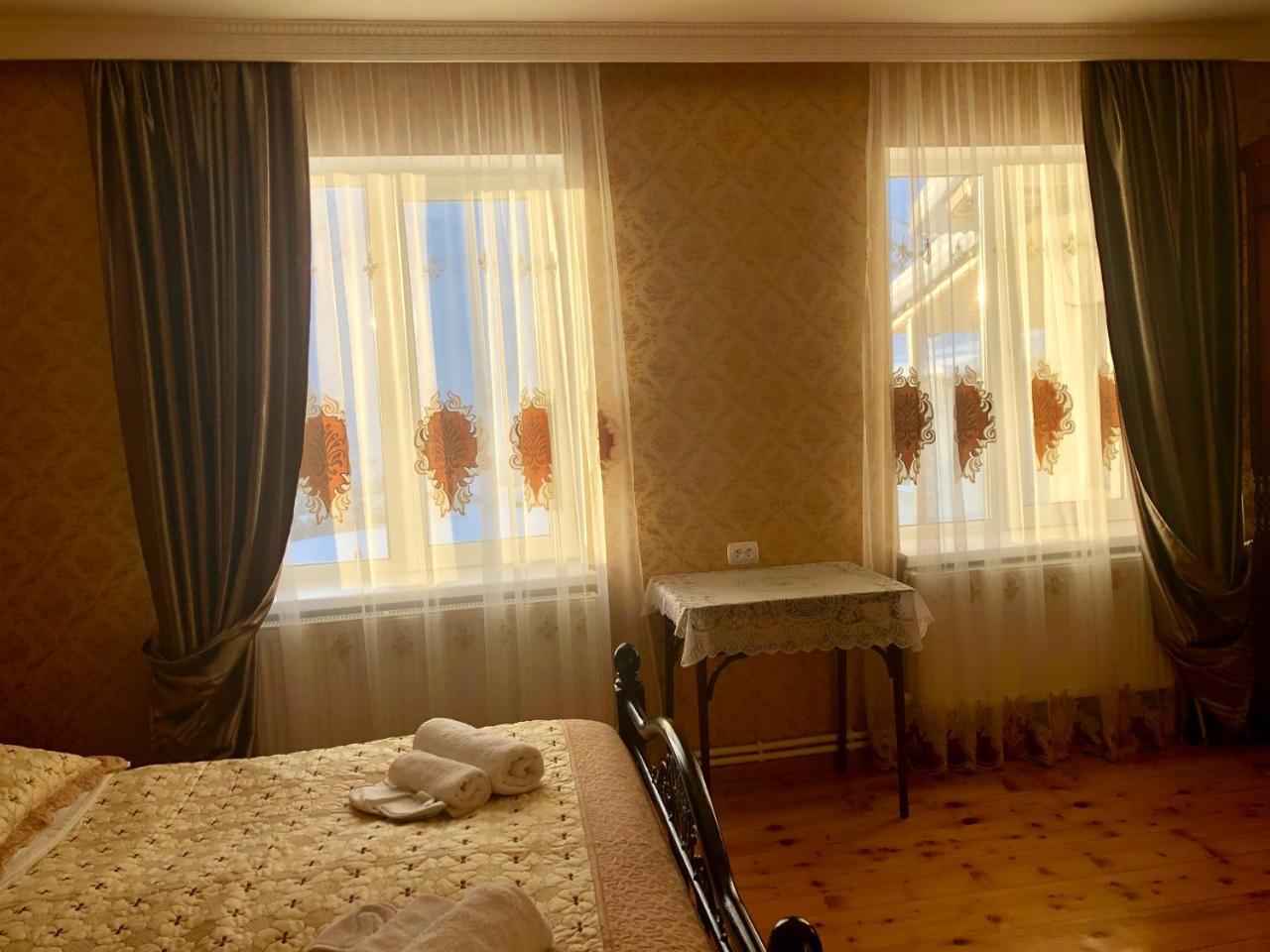 Guest House Elguja Qushashvili Kazbegi Eksteriør billede